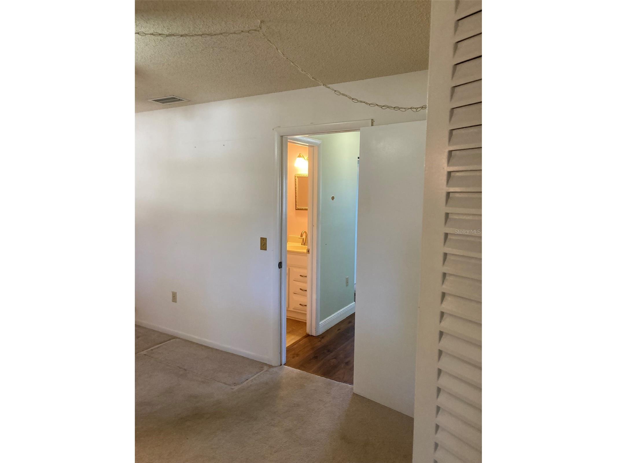 5725 80th Street N #315 Saint Petersburg FL 33709 TB8469687 image26