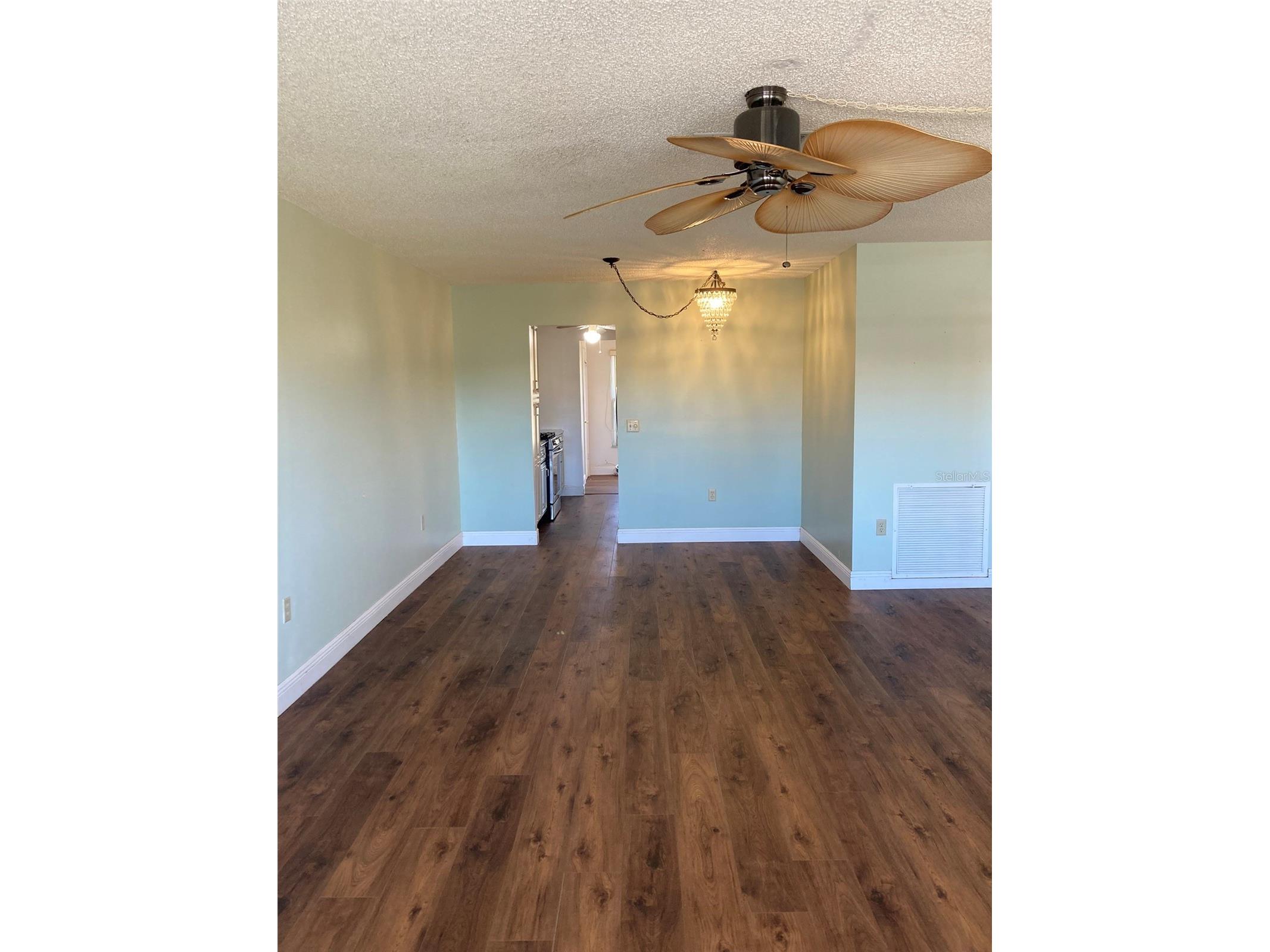 5725 80th Street N #315 Saint Petersburg FL 33709 TB8469687 image6