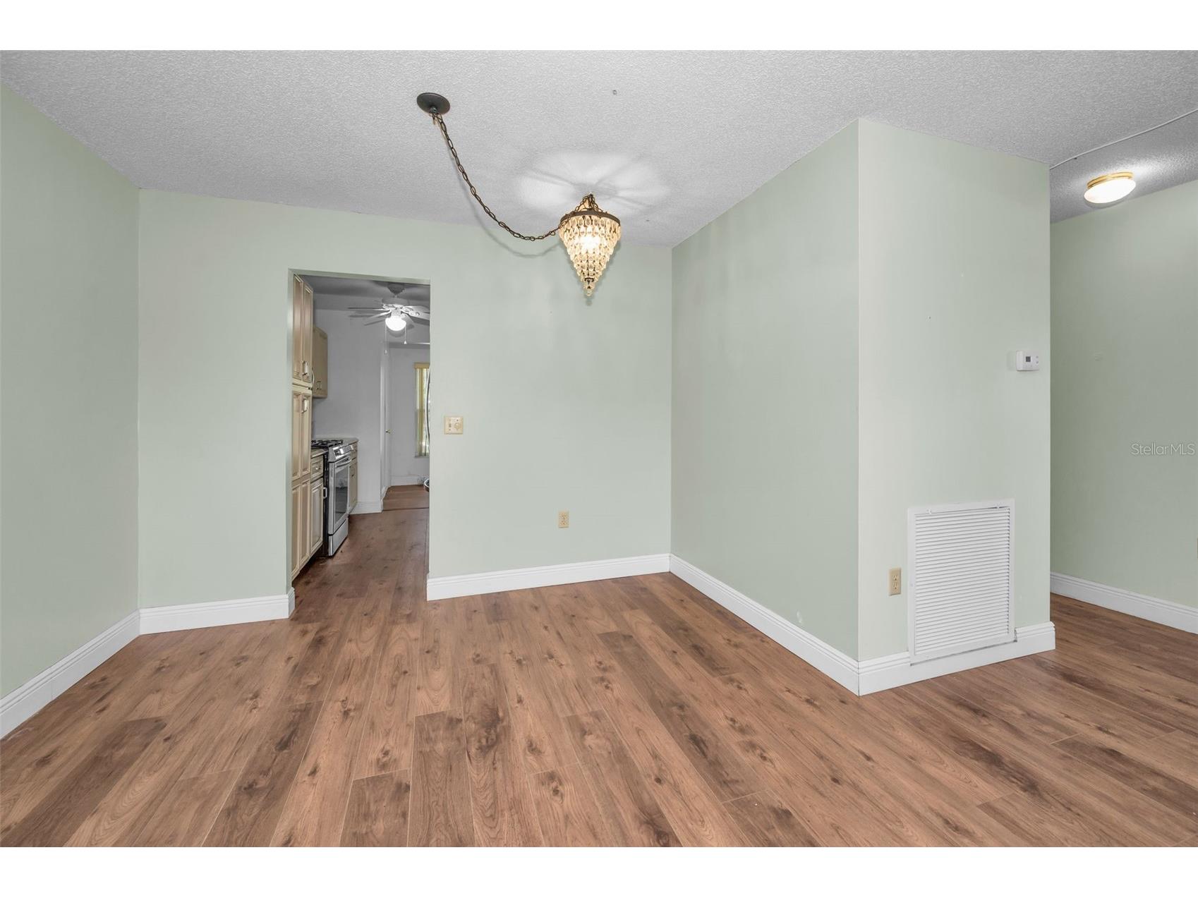 5725 80th Street N #315 Saint Petersburg FL 33709 TB8522228 image6