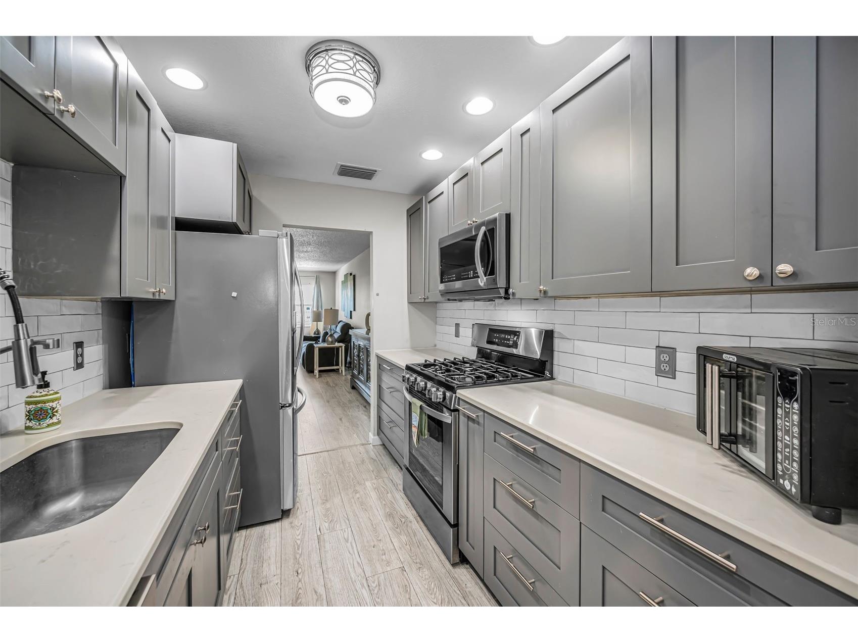 5725 80th Street N #404 Saint Petersburg FL 33709 TB8523675 image12