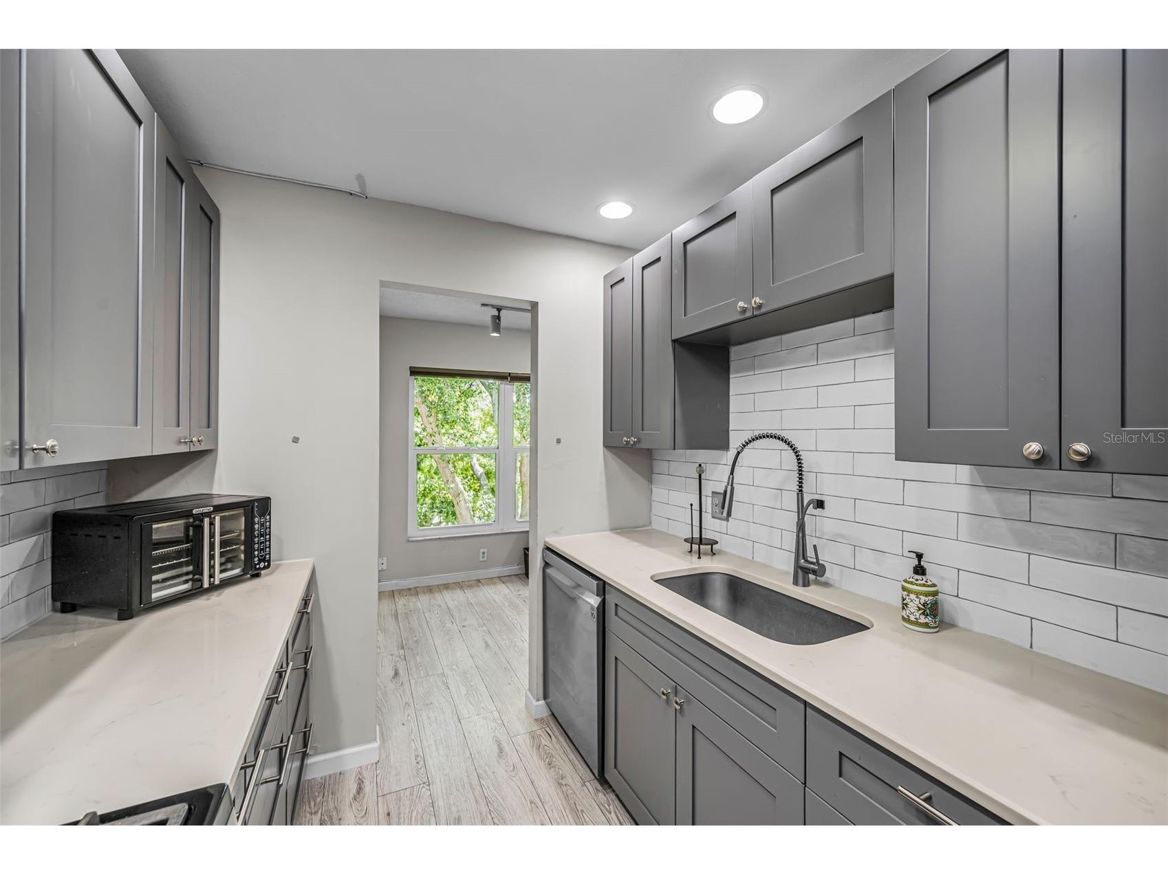5725 80th Street N #404 Saint Petersburg FL 33709 TB8523675 image15