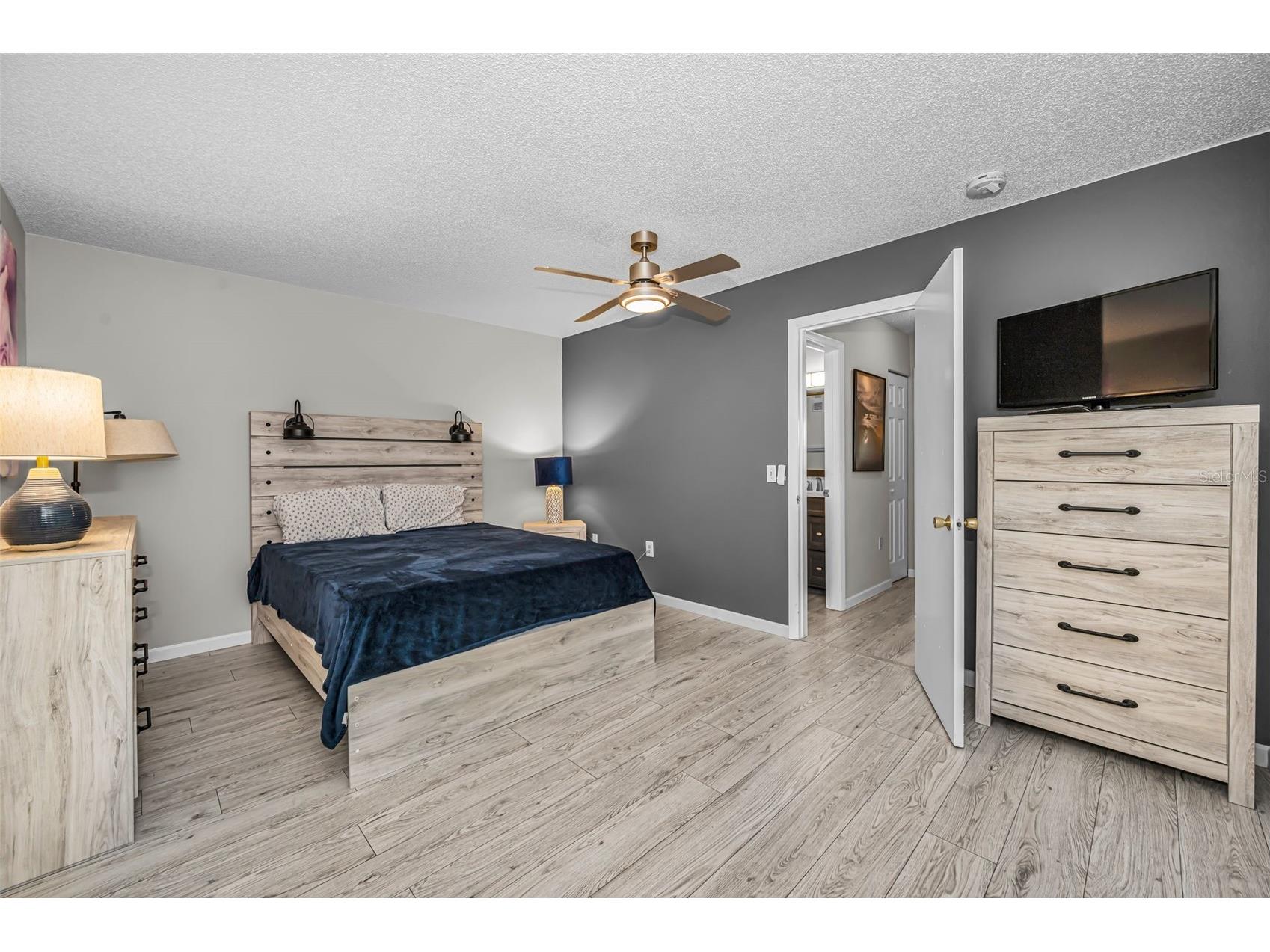 5725 80th Street N #404 Saint Petersburg FL 33709 TB8523675 image22