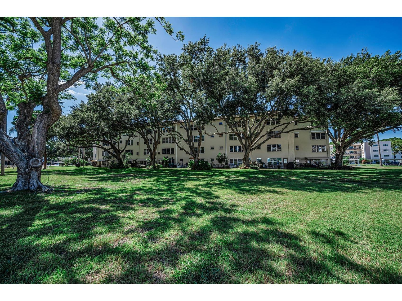 5725 80th Street N #404 Saint Petersburg FL 33709 TB8523675 image28