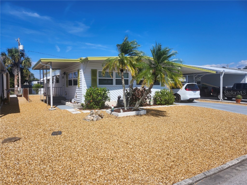 5725 Columbia Drive New Port Richey FL 34652 W7872957 image1