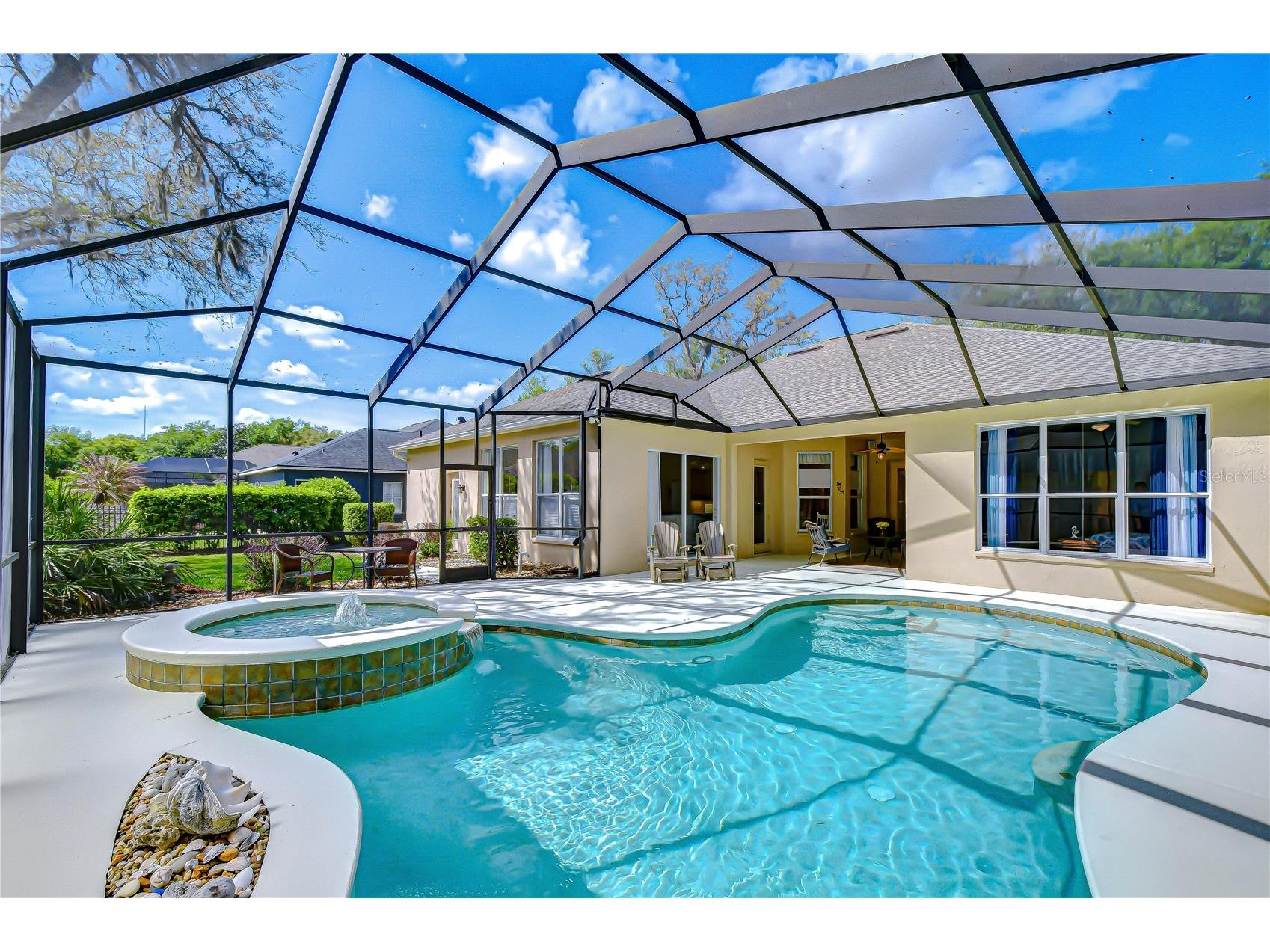 5725 Eaglemount Circle Lithia FL 33547 TB8493668 image2