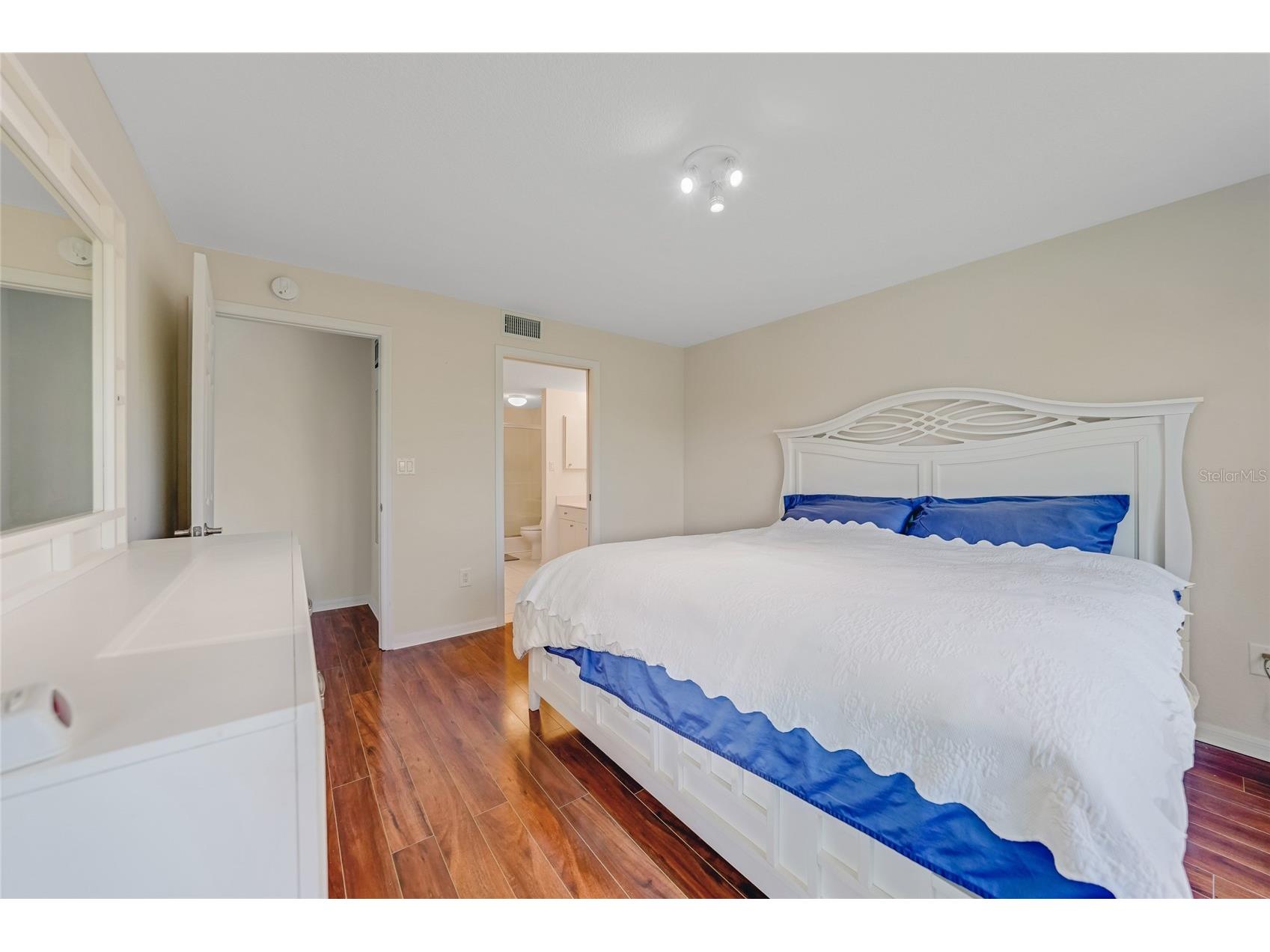 5725 Greenwood Avenue #2101 North Port FL 34287 C7510457 image15