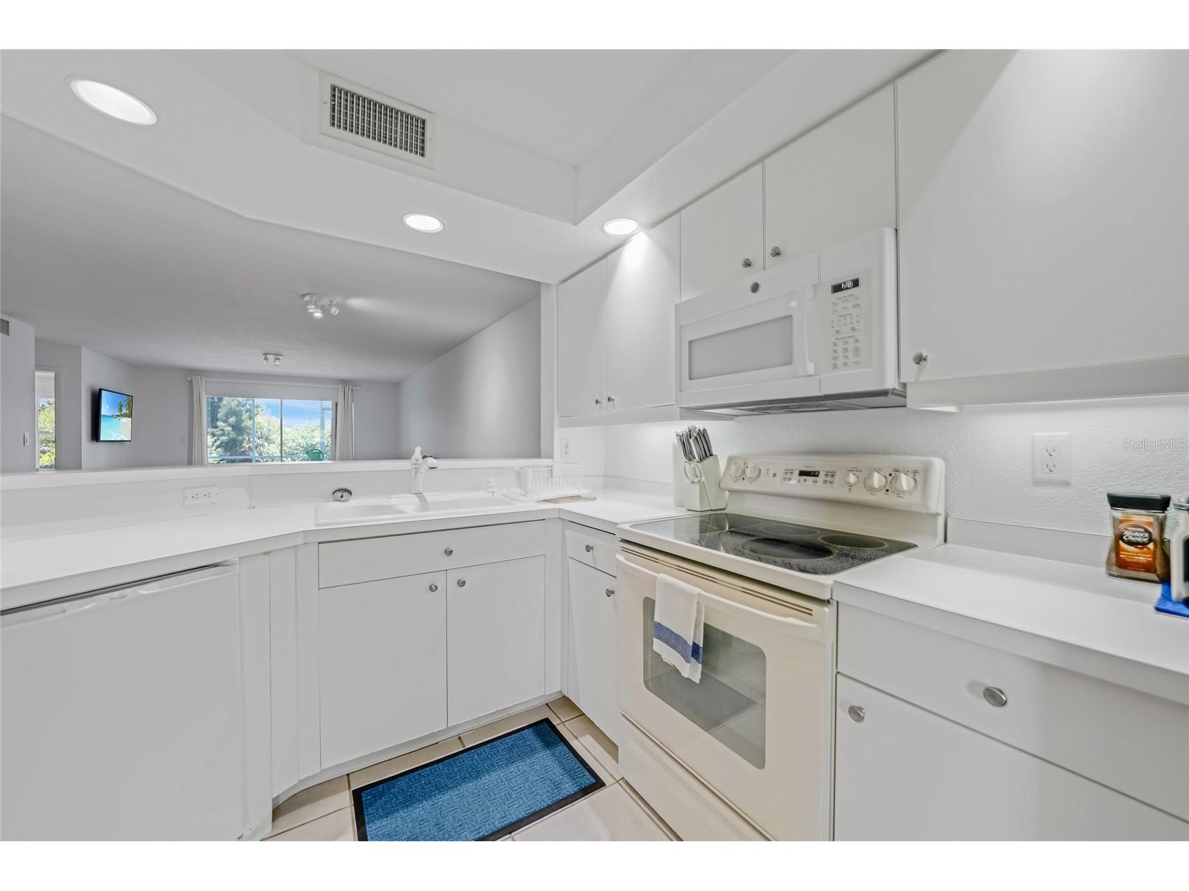 5725 Greenwood Avenue #2101 North Port FL 34287 C7510457 image8