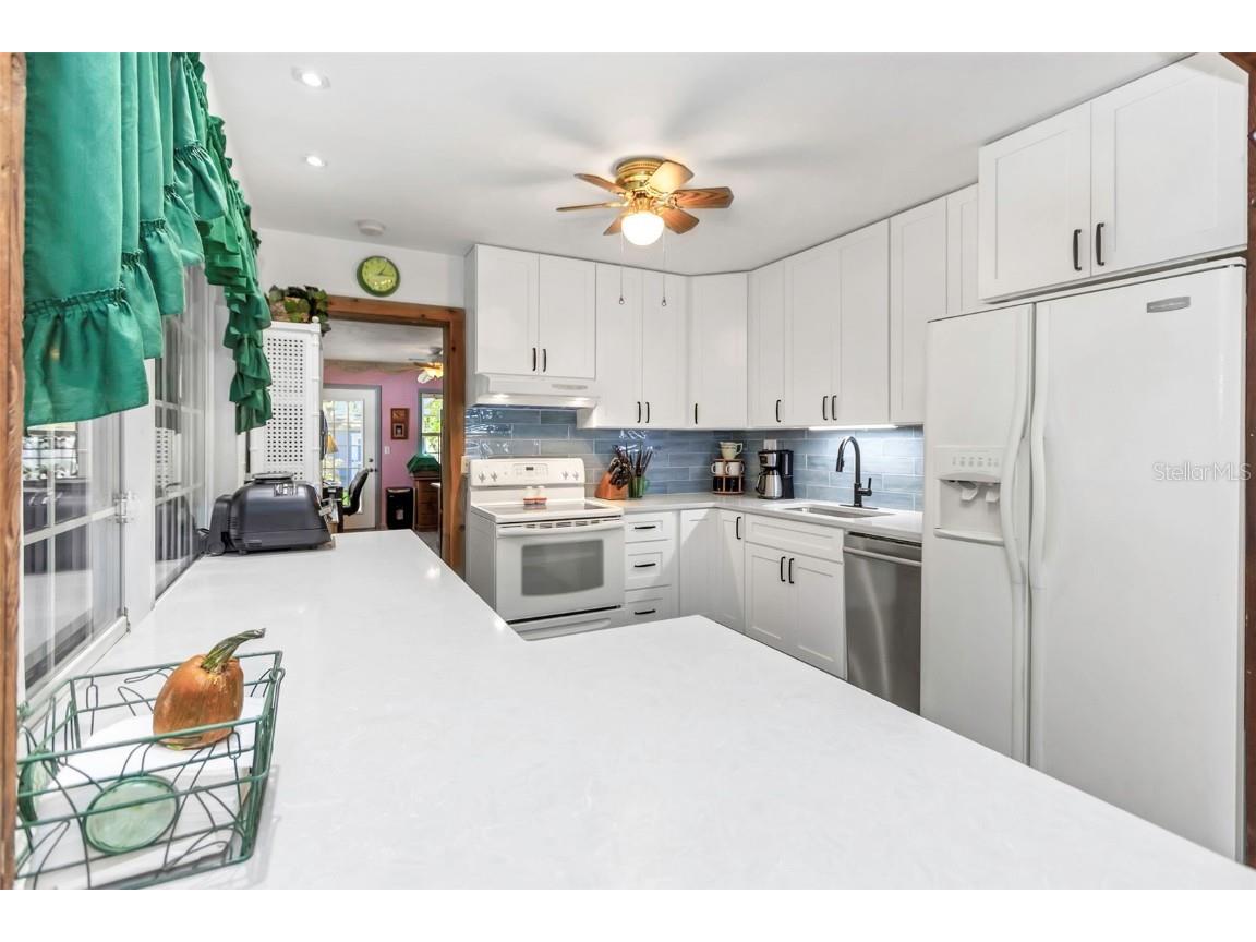 5726 13th Avenue S Gulfport FL 33707 TB8448128 image10