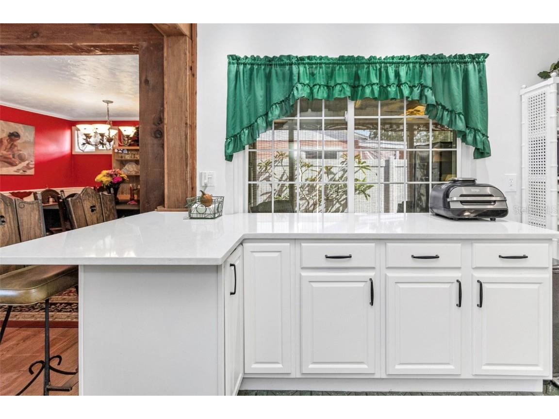 5726 13th Avenue S Gulfport FL 33707 TB8448128 image14