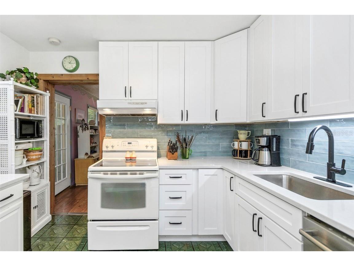 5726 13th Avenue S Gulfport FL 33707 TB8448128 image15