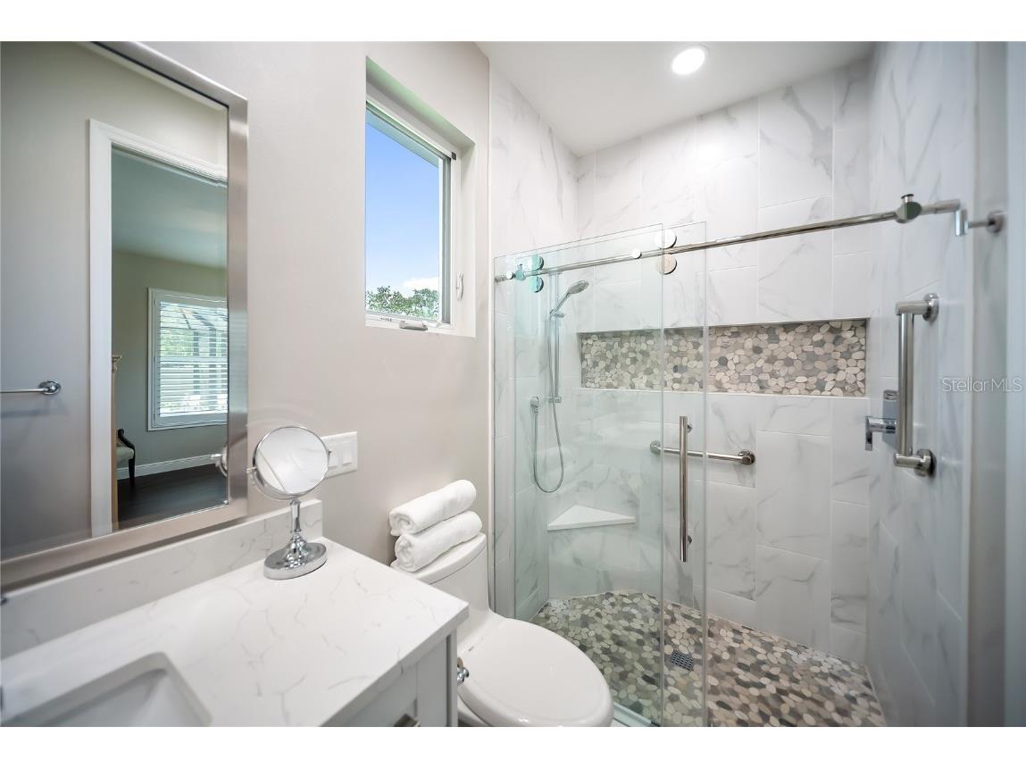 5726 Aaron Court Sarasota FL 34232 A4658566 image6