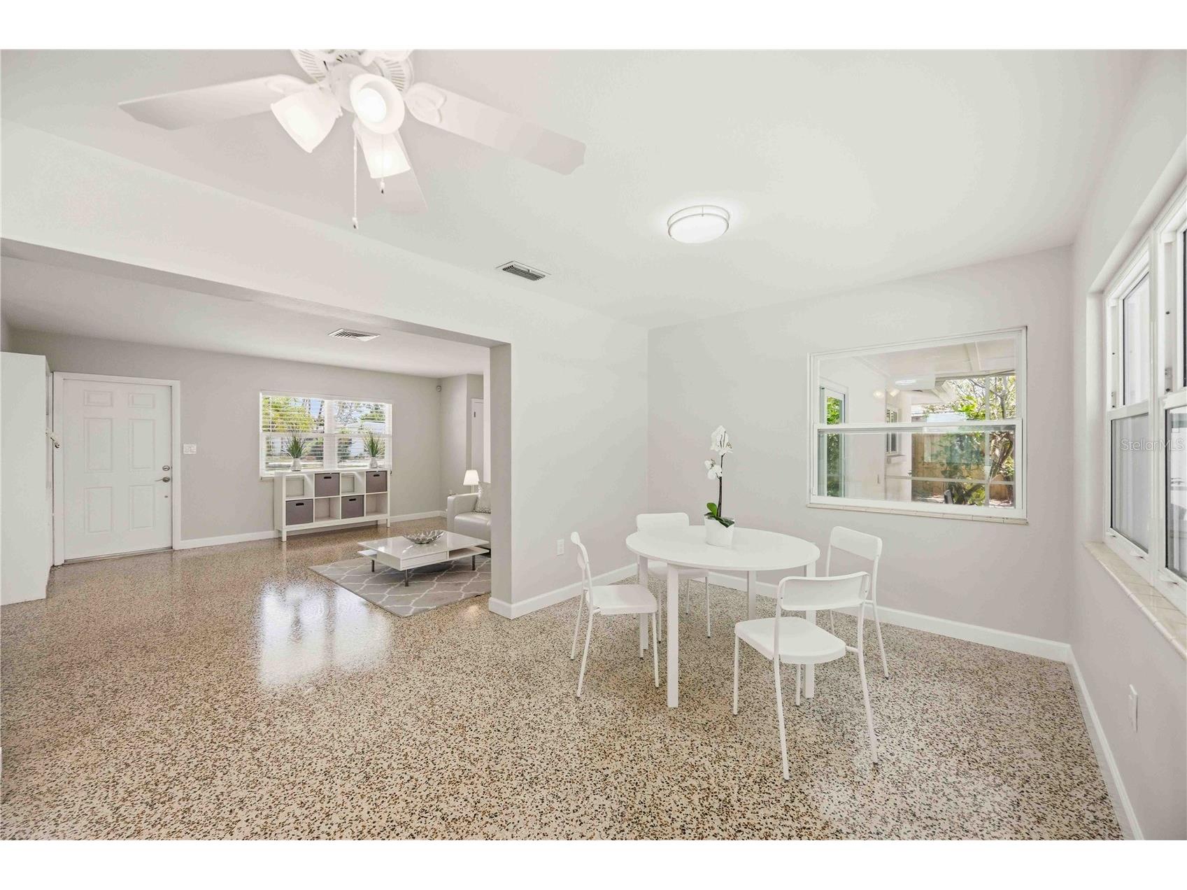 5726 Waneta Place Sarasota FL 34231 A4697396 image15