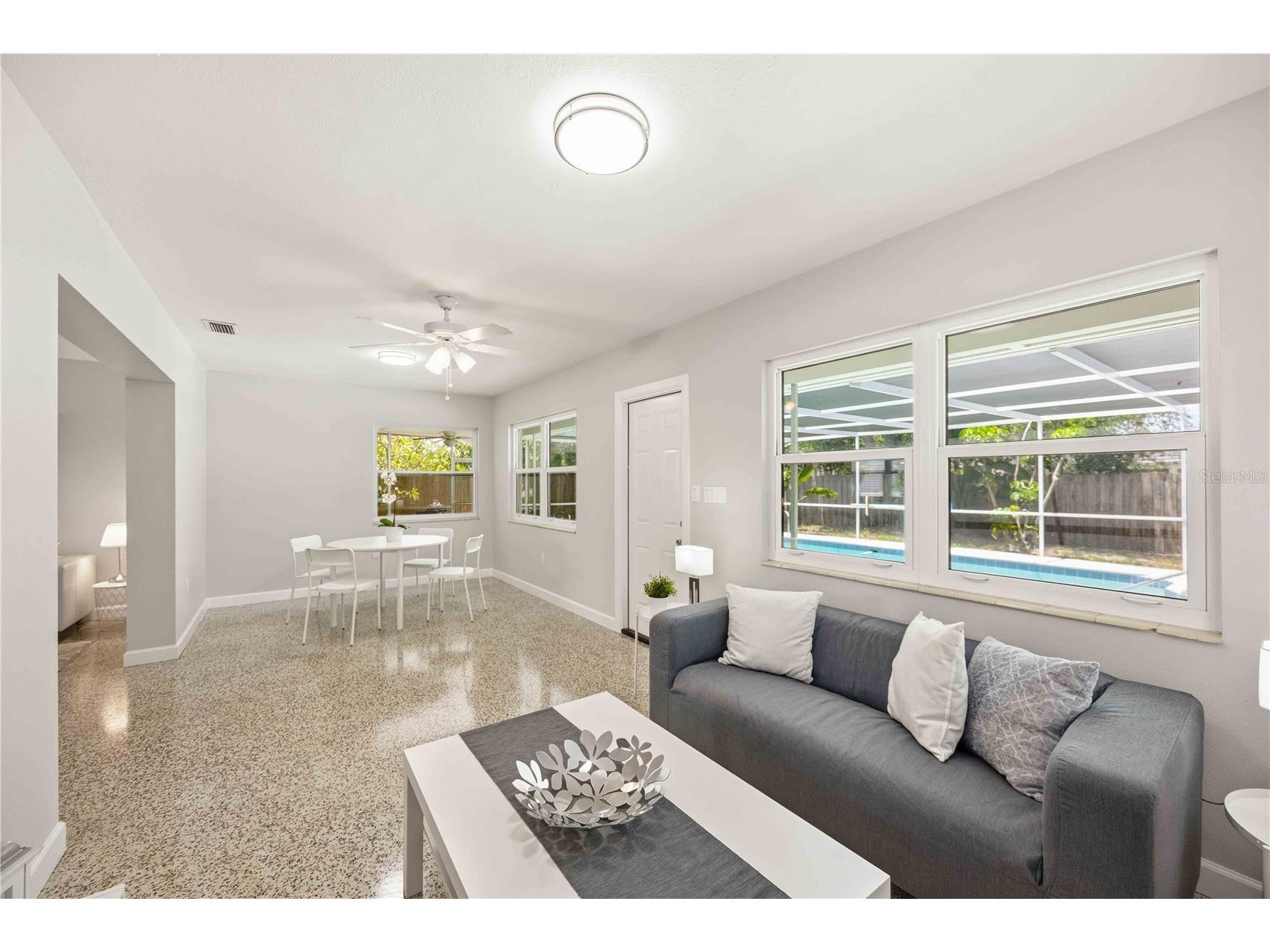 5726 Waneta Place Sarasota FL 34231 A4697396 image17