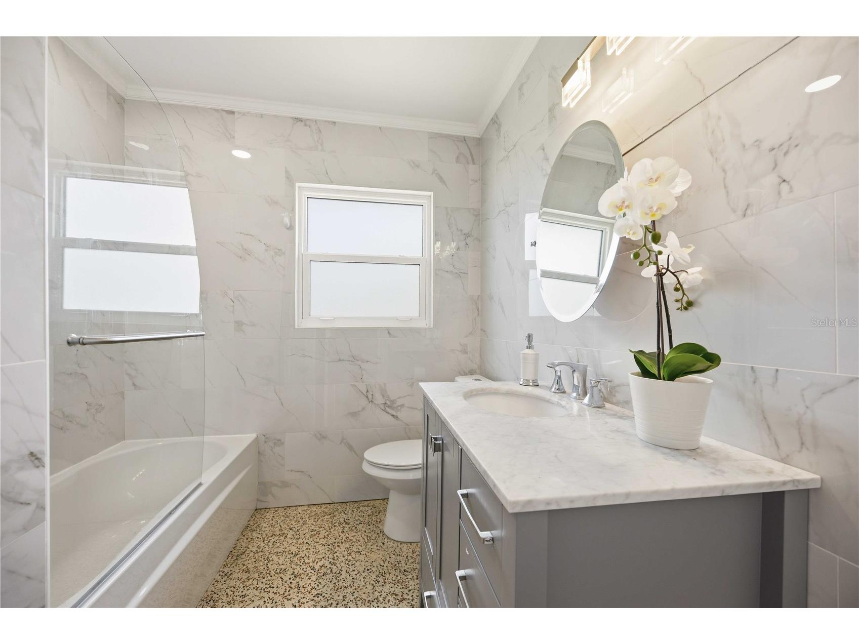5726 Waneta Place Sarasota FL 34231 A4697396 image28