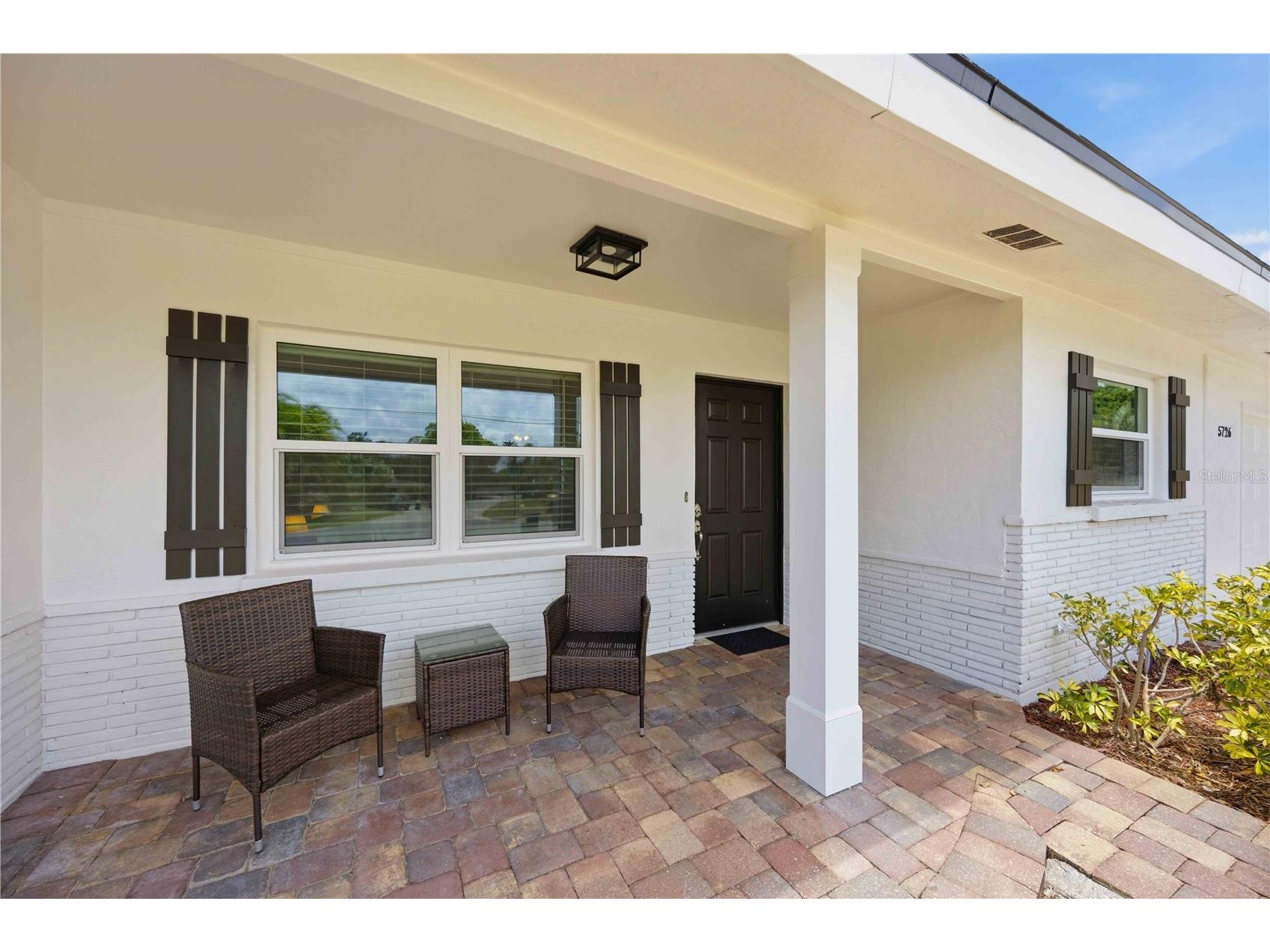 5726 Waneta Place Sarasota FL 34231 A4697396 image3