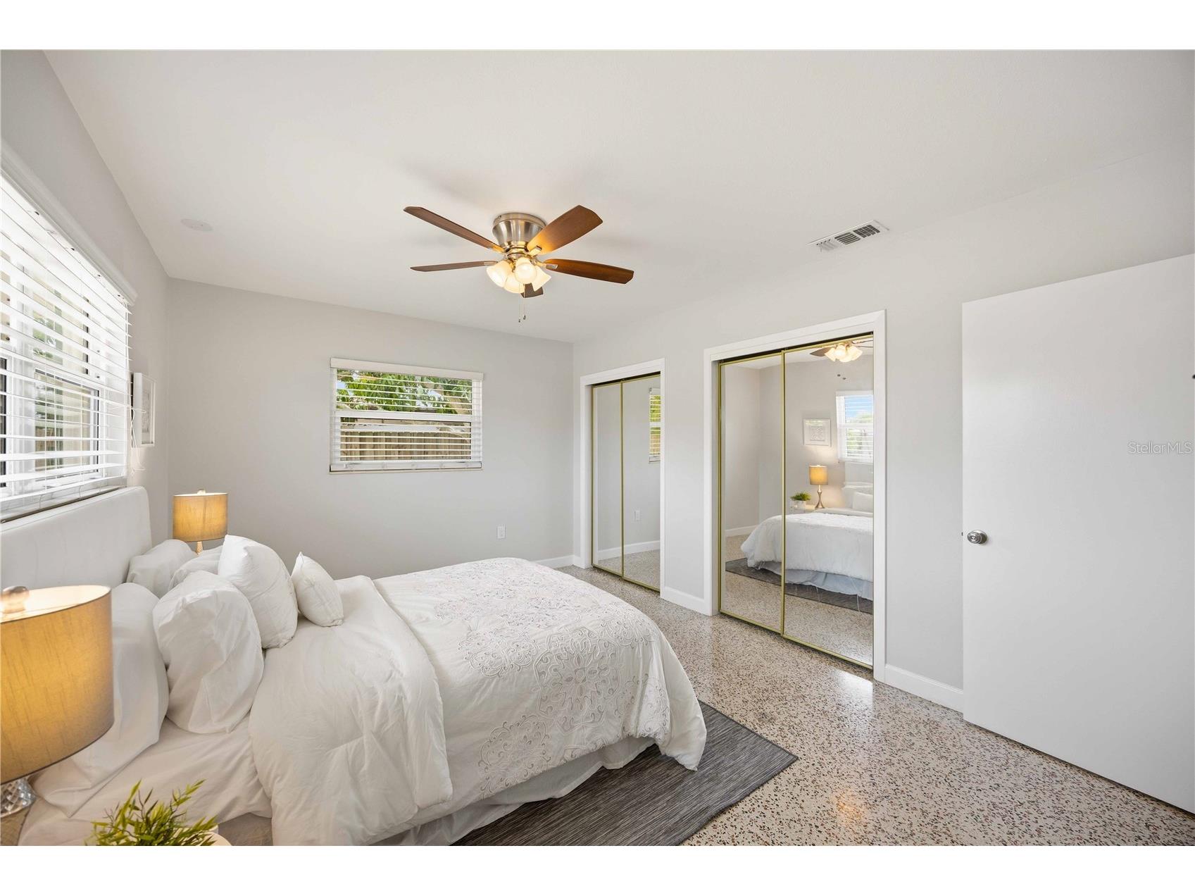 5726 Waneta Place Sarasota FL 34231 A4697396 image33