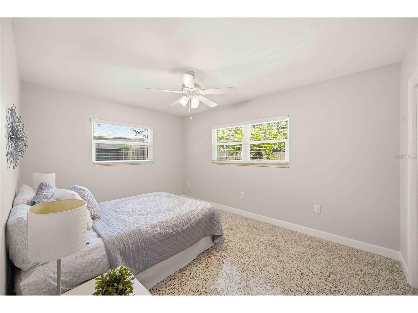 5726 Waneta Place Sarasota FL 34231 A4697396 image35