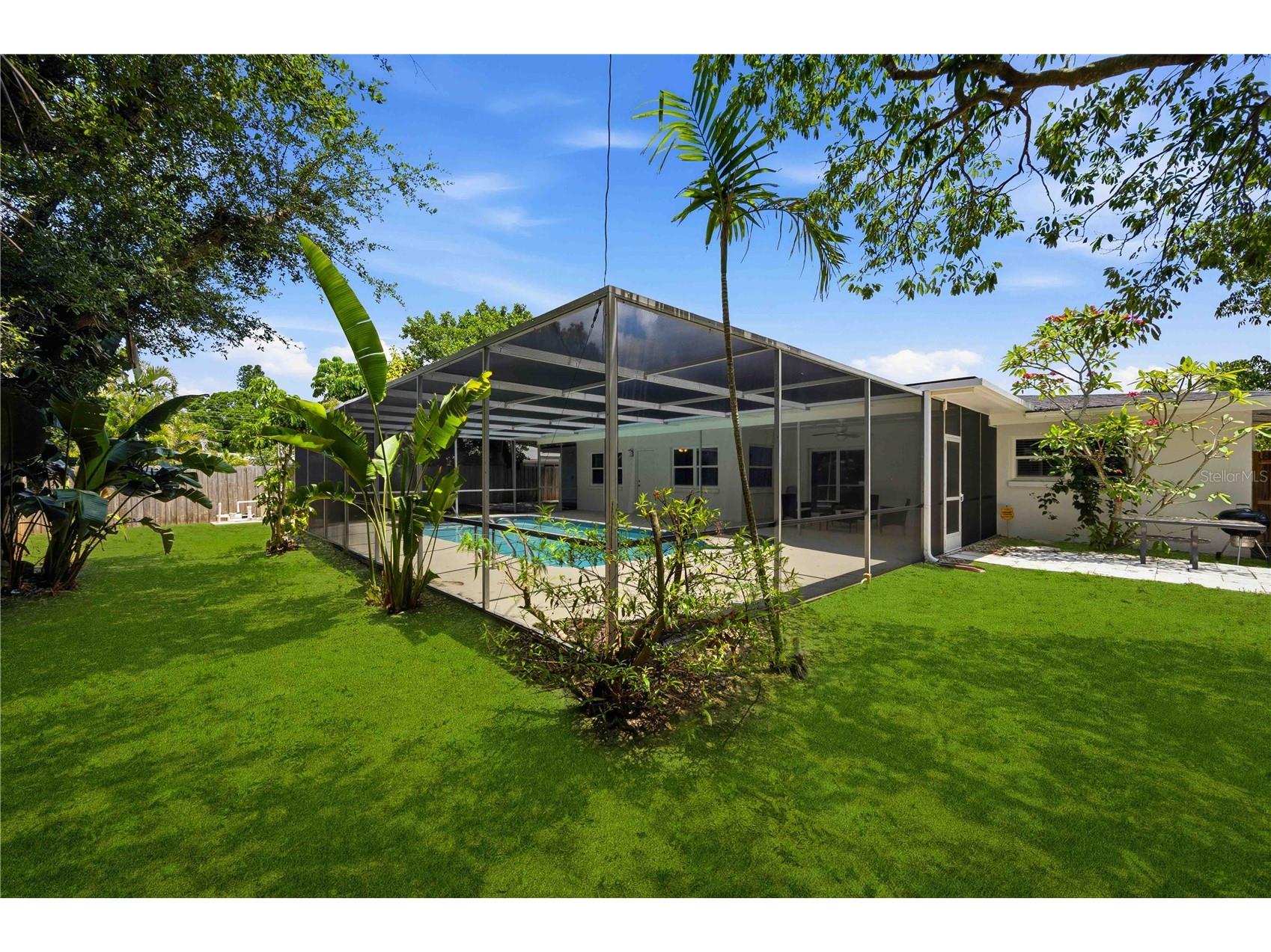 5726 Waneta Place Sarasota FL 34231 A4697396 image46