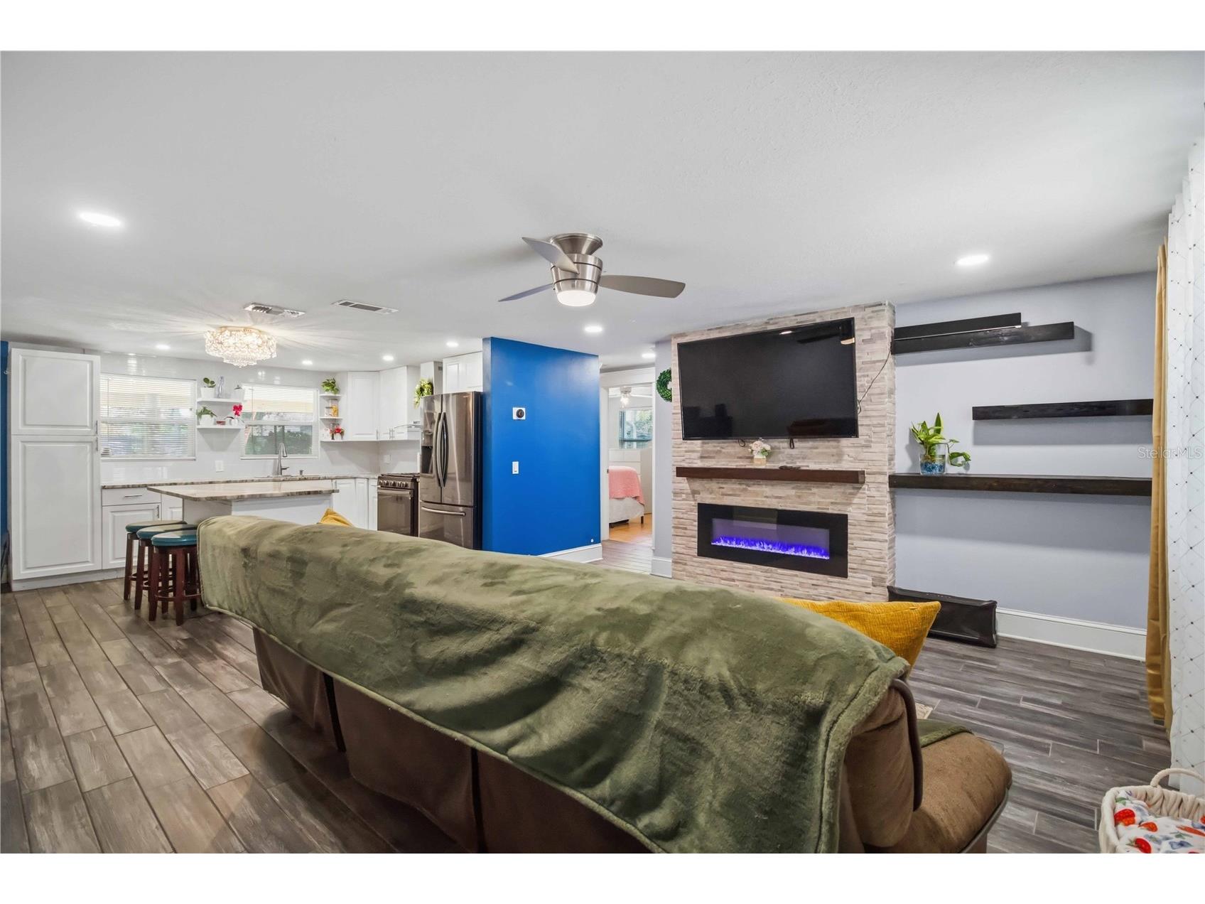 5727 11th Street E Bradenton FL 34203 A4693811 image7