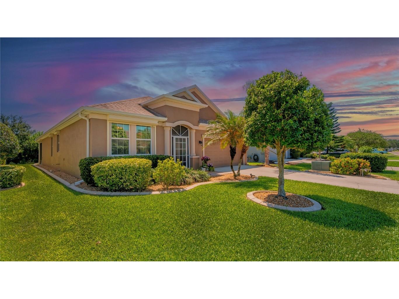 5727 Arbor Wood Court Bradenton FL 34203 A4569352 image1