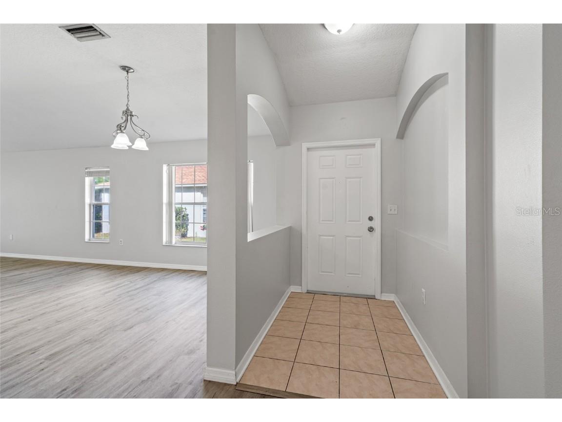 5727 Autumn Shire Drive Zephyrhills FL 33541 TB8443529 image3