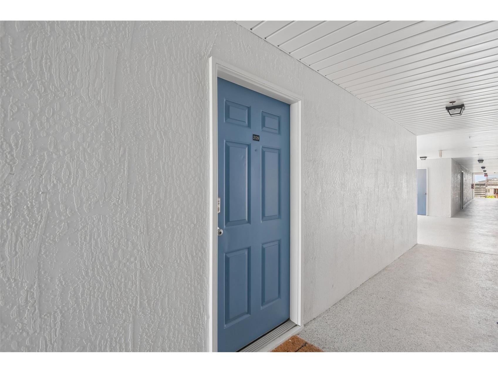 5727 Biscayne Court #209 New Port Richey FL 34652 OM725742 image13