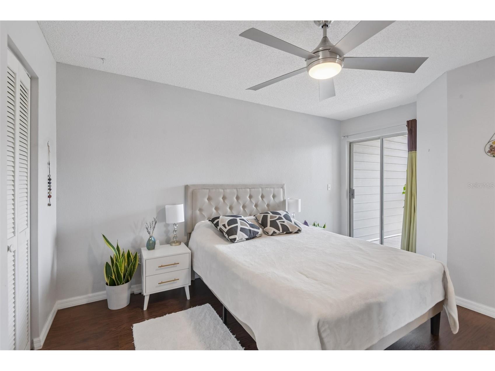 5727 Biscayne Court #209 New Port Richey FL 34652 OM725742 image8