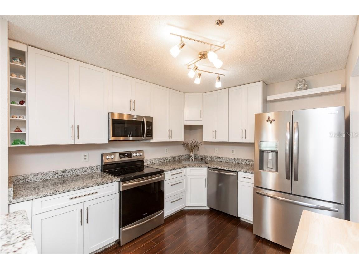 5727 Biscayne Court #209 New Port Richey FL 34652 W7880564 image4