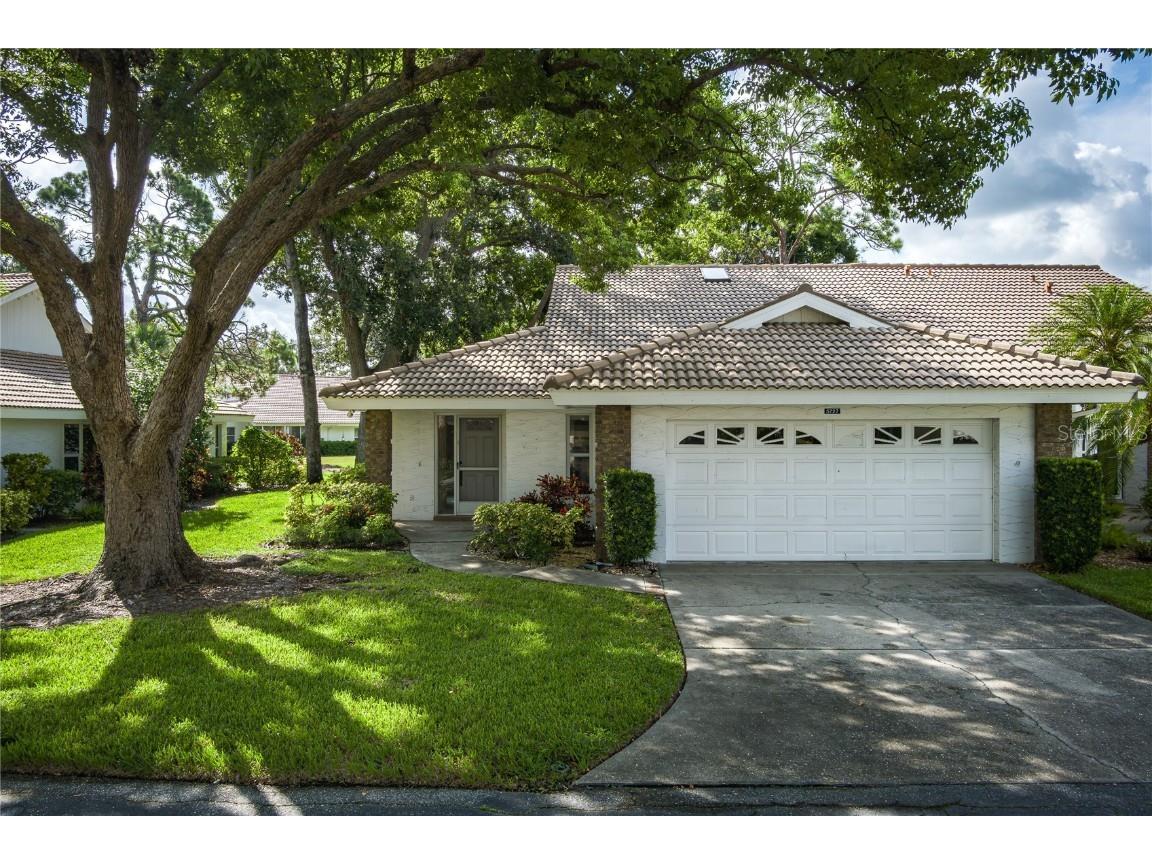 5727 Garden Lakes Palm Bradenton FL 34203 A4660492 image1