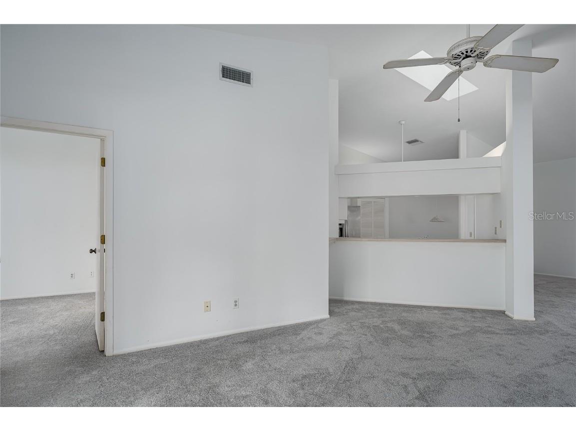 5727 Garden Lakes Palm Bradenton FL 34203 A4660492 image7