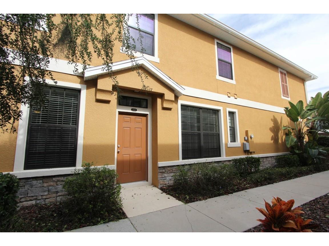 5727 Kingletsound Place Lithia FL 33547 T3433407 image1