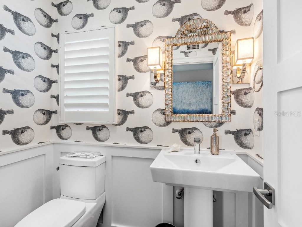 5727 Riegels Point Road Sarasota FL 34242 A4618421 image25