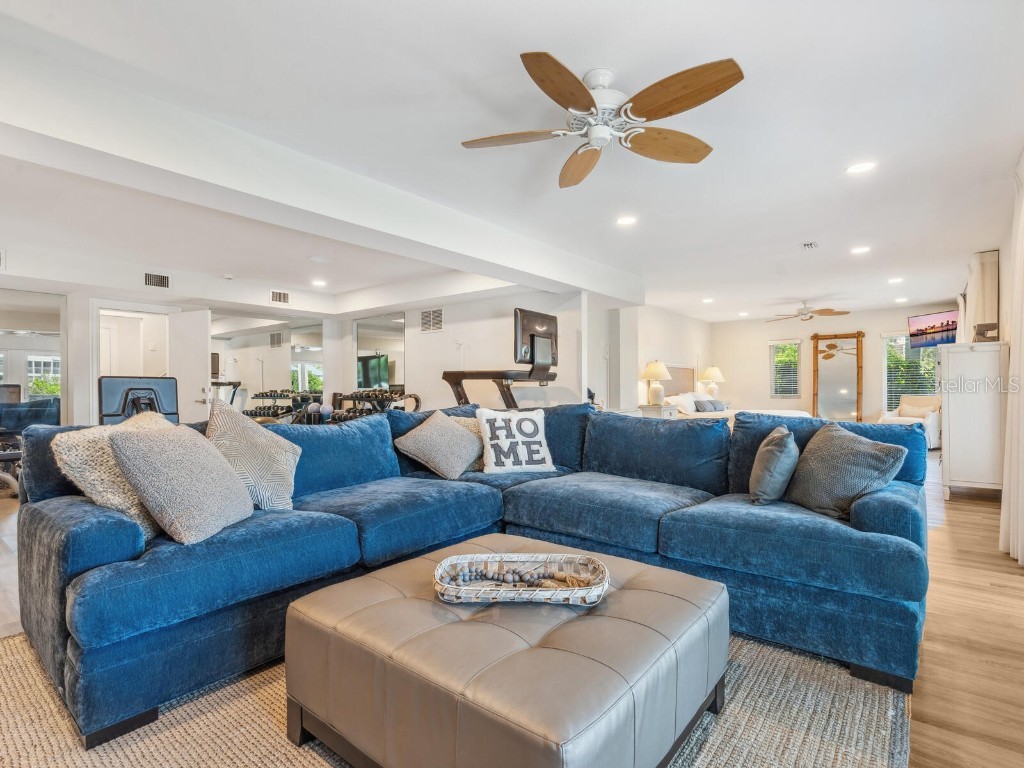 5727 Riegels Point Road Sarasota FL 34242 A4618421 image31