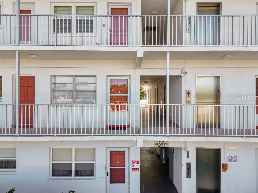 5728 14th Avenue N #205B Saint Petersburg FL 33710 TB8447845 image2