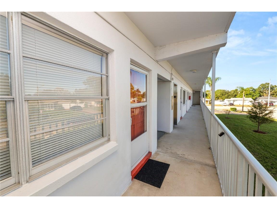 5728 14th Avenue N #205B Saint Petersburg FL 33710 TB8447845 image4