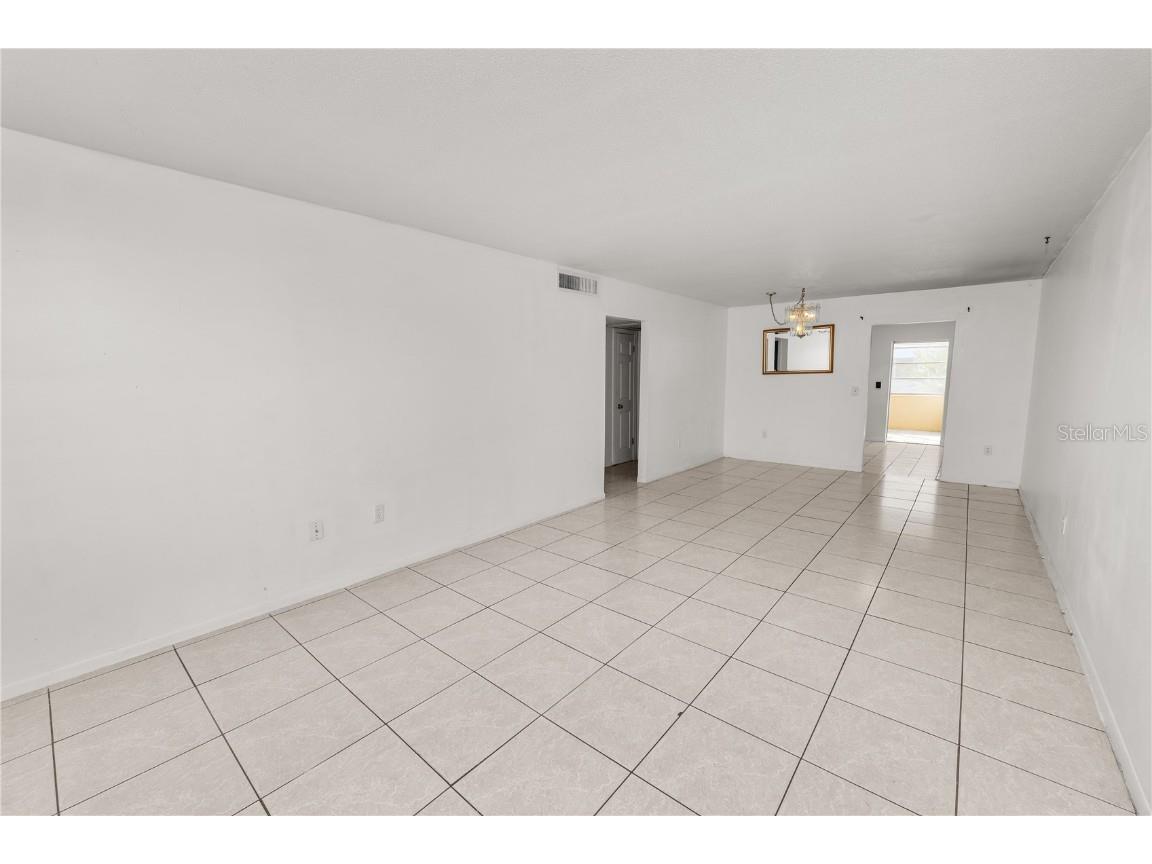 5728 14th Avenue N #205B Saint Petersburg FL 33710 TB8447845 image9