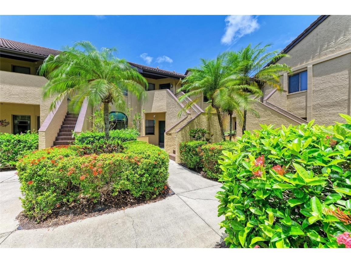 5728 Ashton Lake Drive #12 Sarasota FL 34231 A4655224 image1