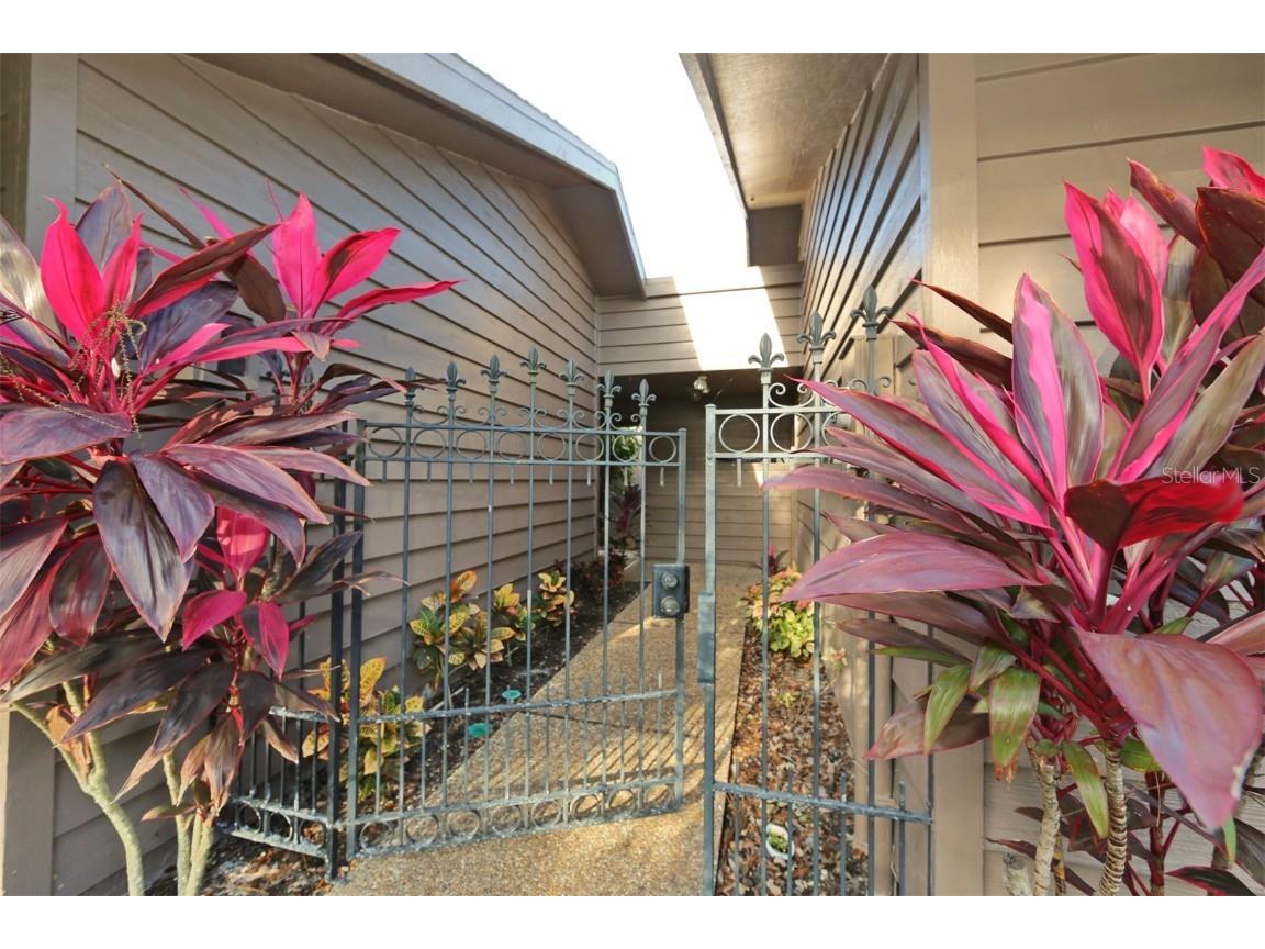 5728 Doral Drive Sarasota FL 34243 A4671944 image4