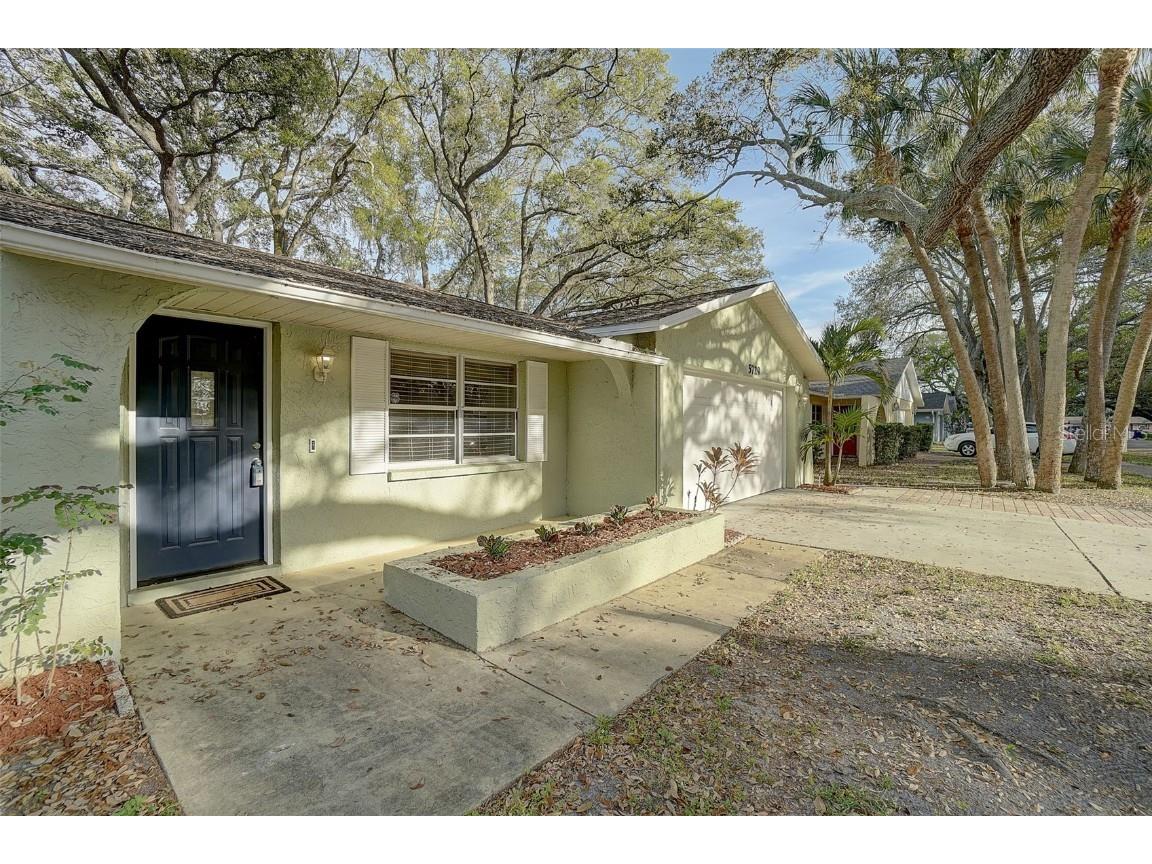 5729 72nd Street N Saint Petersburg FL 33709 U8231664 image1