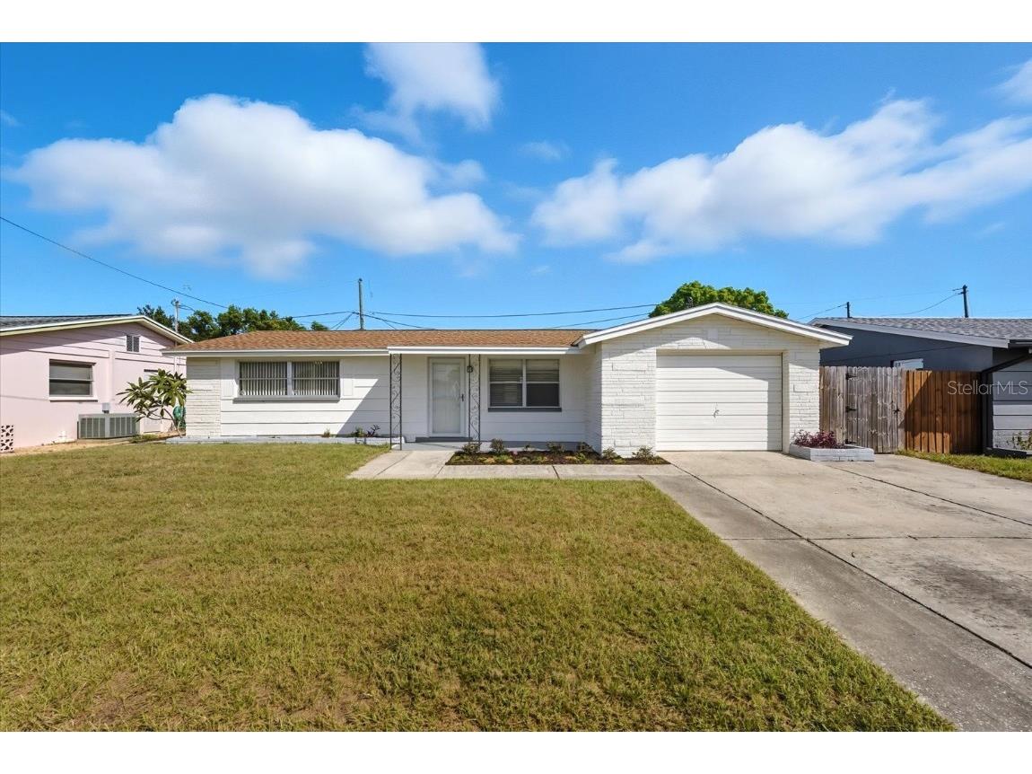5729 Mosaic Drive Holiday FL 34690 TB8436264 image1