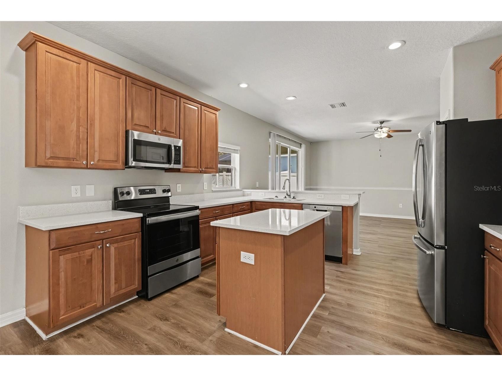 5729 Sweet William Terrace Land O Lakes FL 34639 TB8530283 image11
