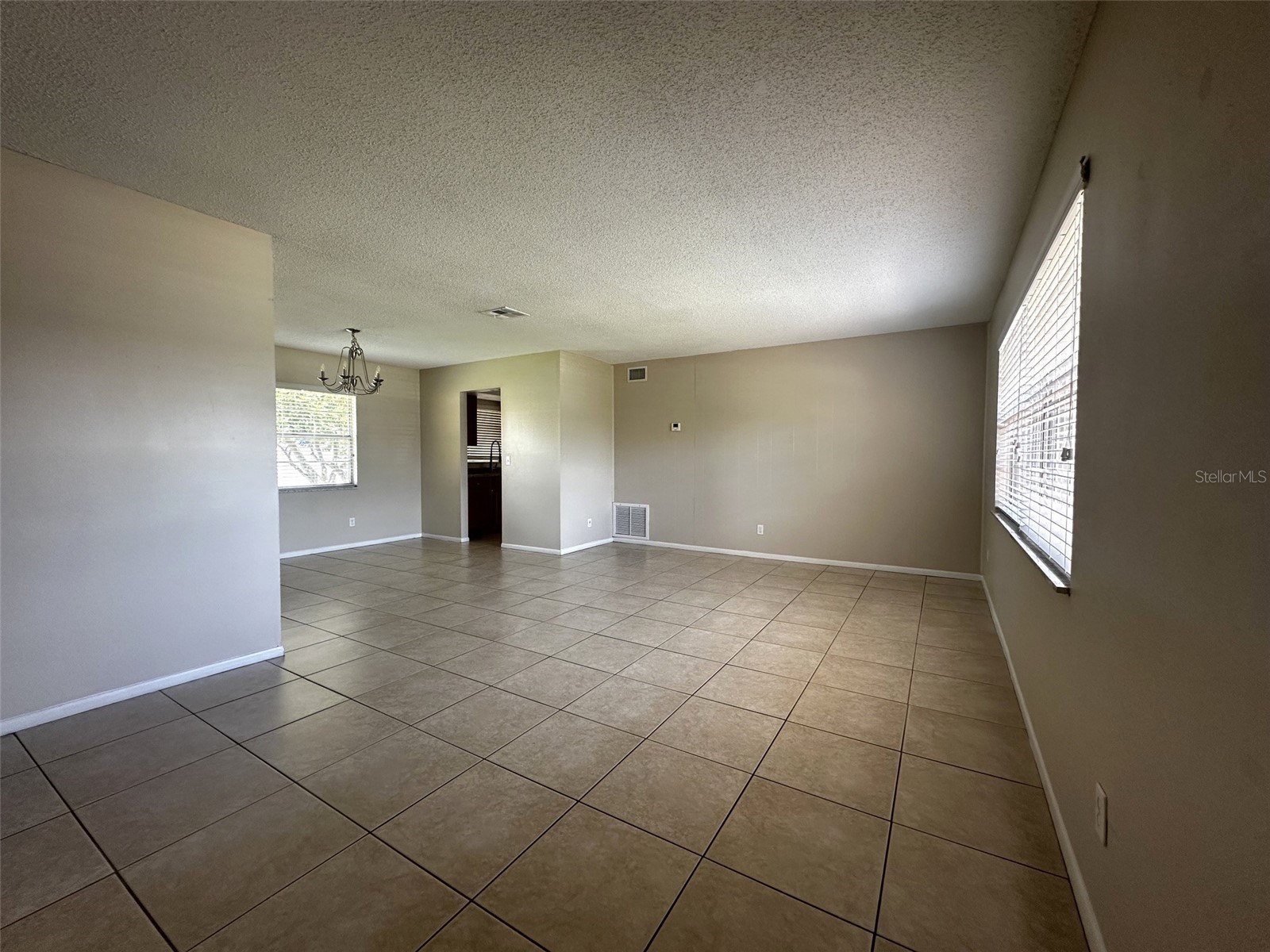 573 Benjamin Franklin Place Orlando FL 32809 O6419993 image7