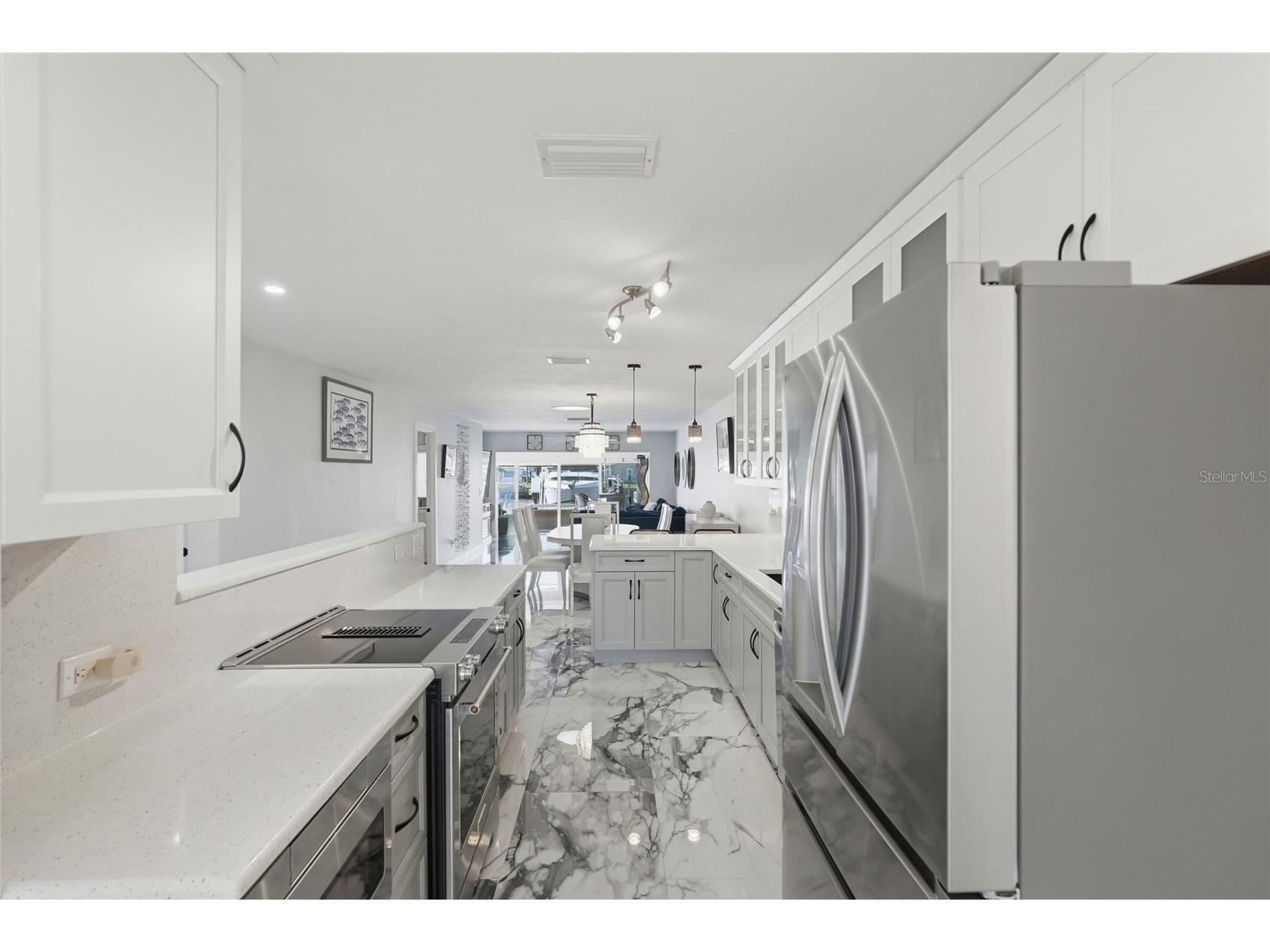 573 Boca Ciega Point Boulevard N Saint Petersburg FL 33708 TB8488698 image10