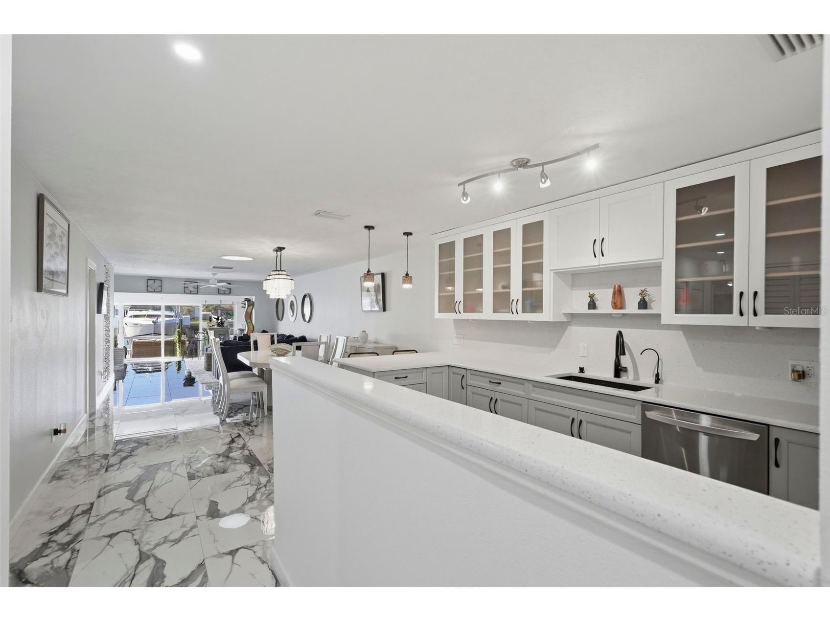 573 Boca Ciega Point Boulevard N Saint Petersburg FL 33708 TB8488698 image24
