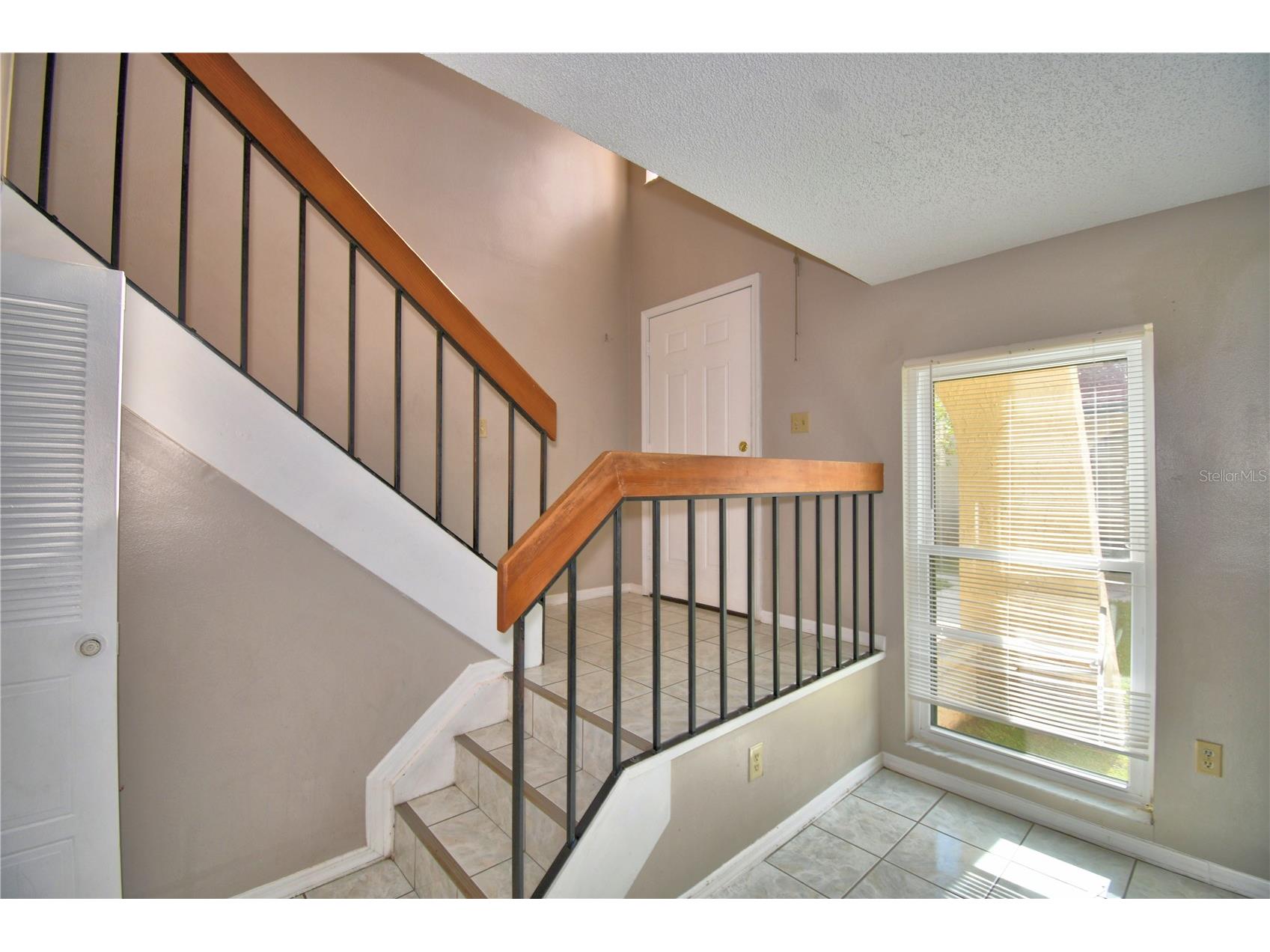 573 Hunter Circle Kissimmee FL 34758 L4958245 image4