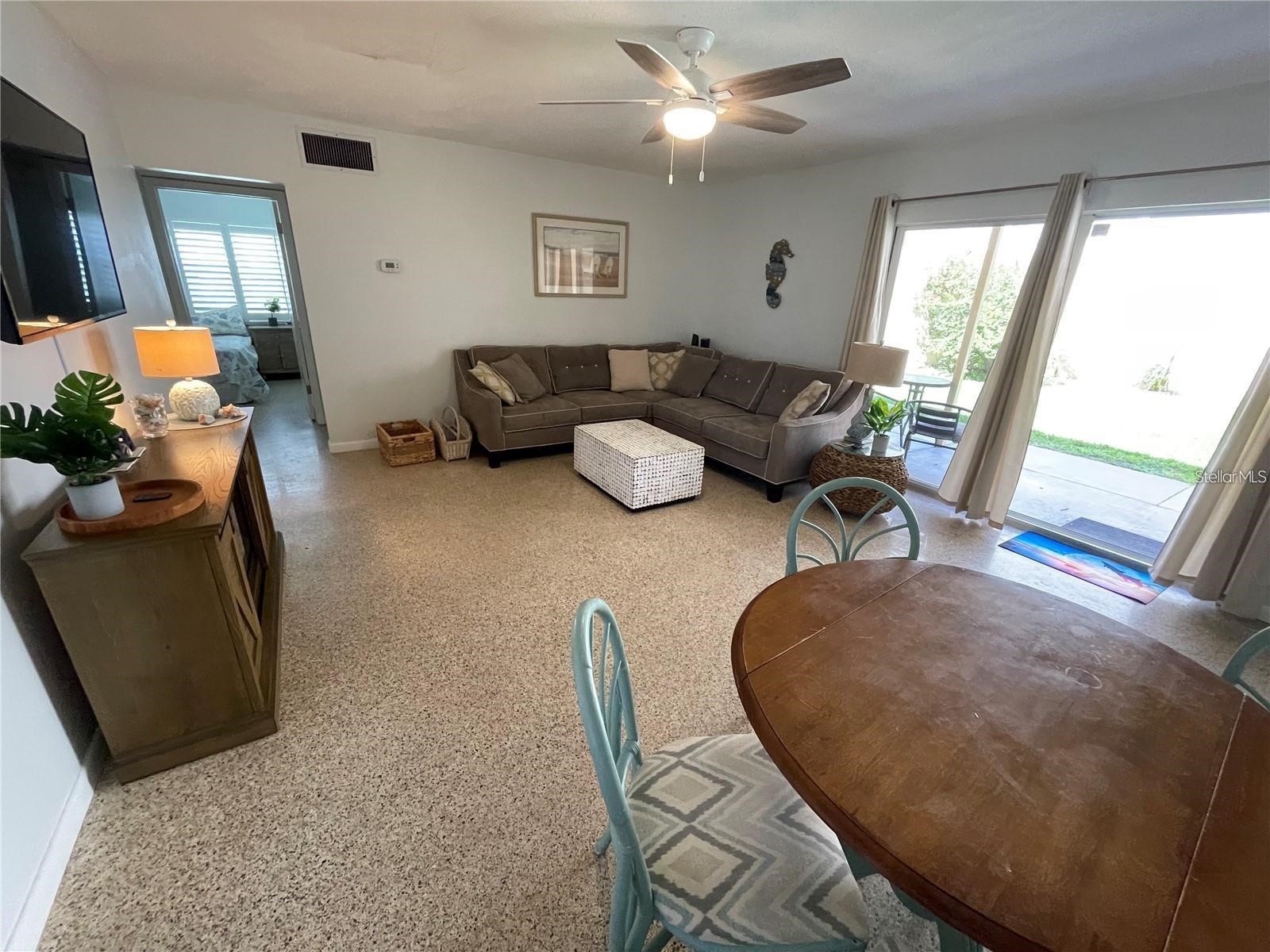 573 N Atlantic Avenue #5 New Smyrna Beach FL 32169 - ATLANTIC OCEAN NS1088095 image4