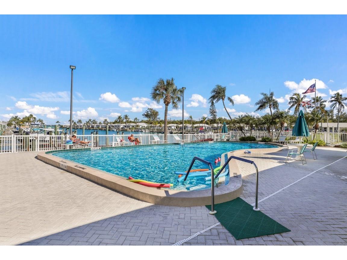 573 Spanish Drive N Longboat Key FL 34228 A4661479 image23