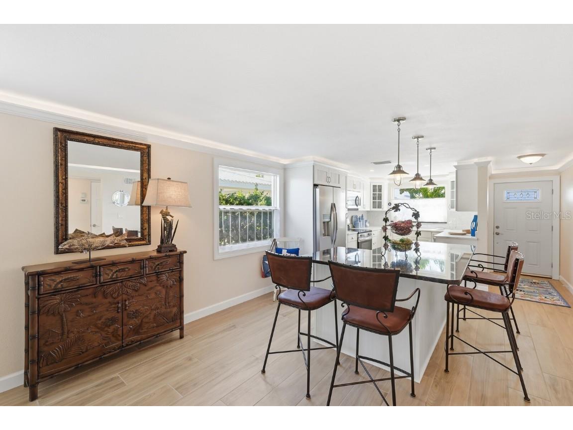 573 Spanish Drive N Longboat Key FL 34228 A4661479 image3