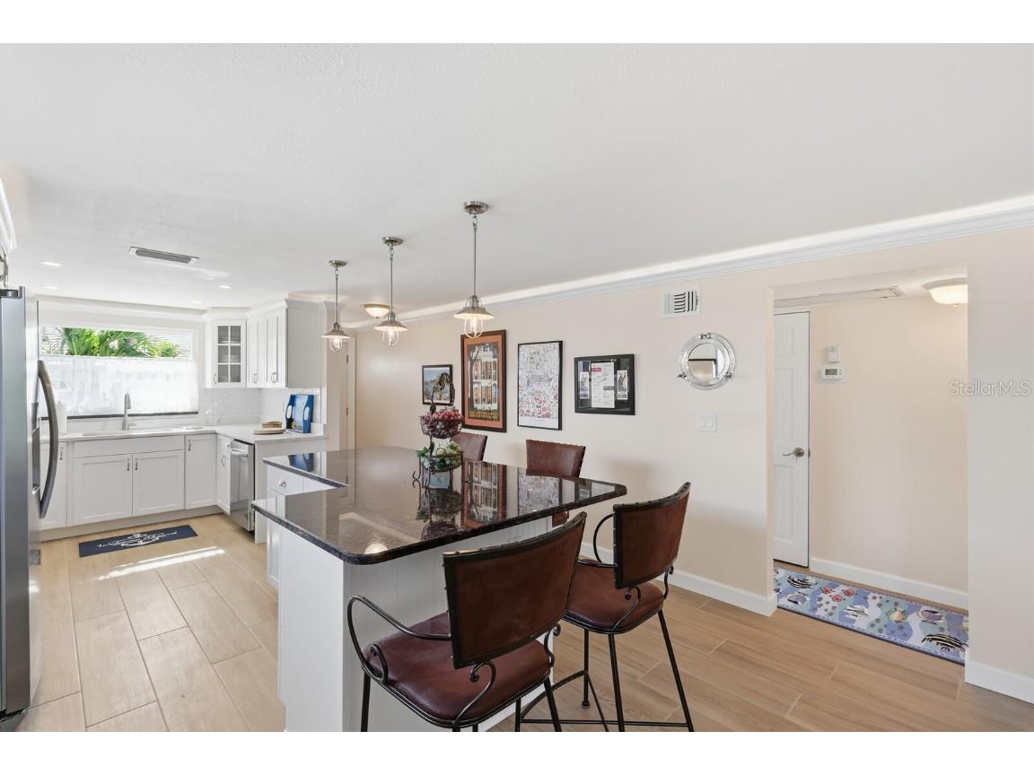 573 Spanish Drive N Longboat Key FL 34228 A4661479 image4