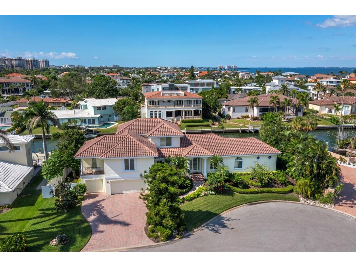 573 Spinnaker Lane Longboat Key FL 34228 - SARASOTA BAY A4668083 image1